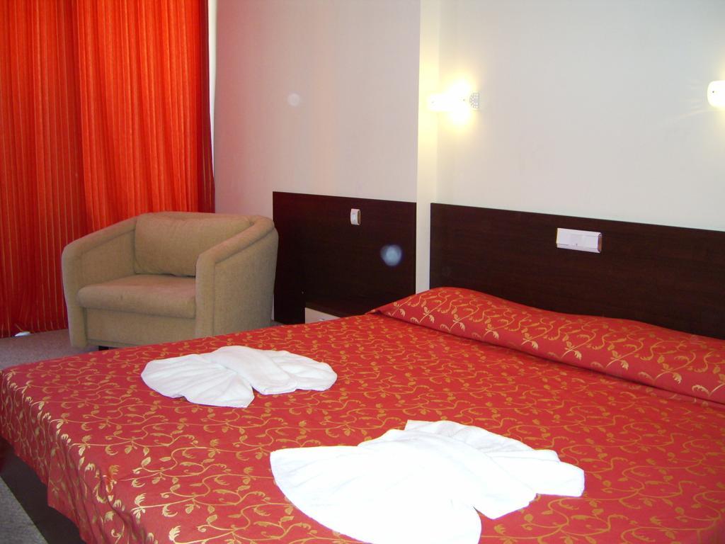 Tm Deluxe Hotel Сонячний Берег Номер фото